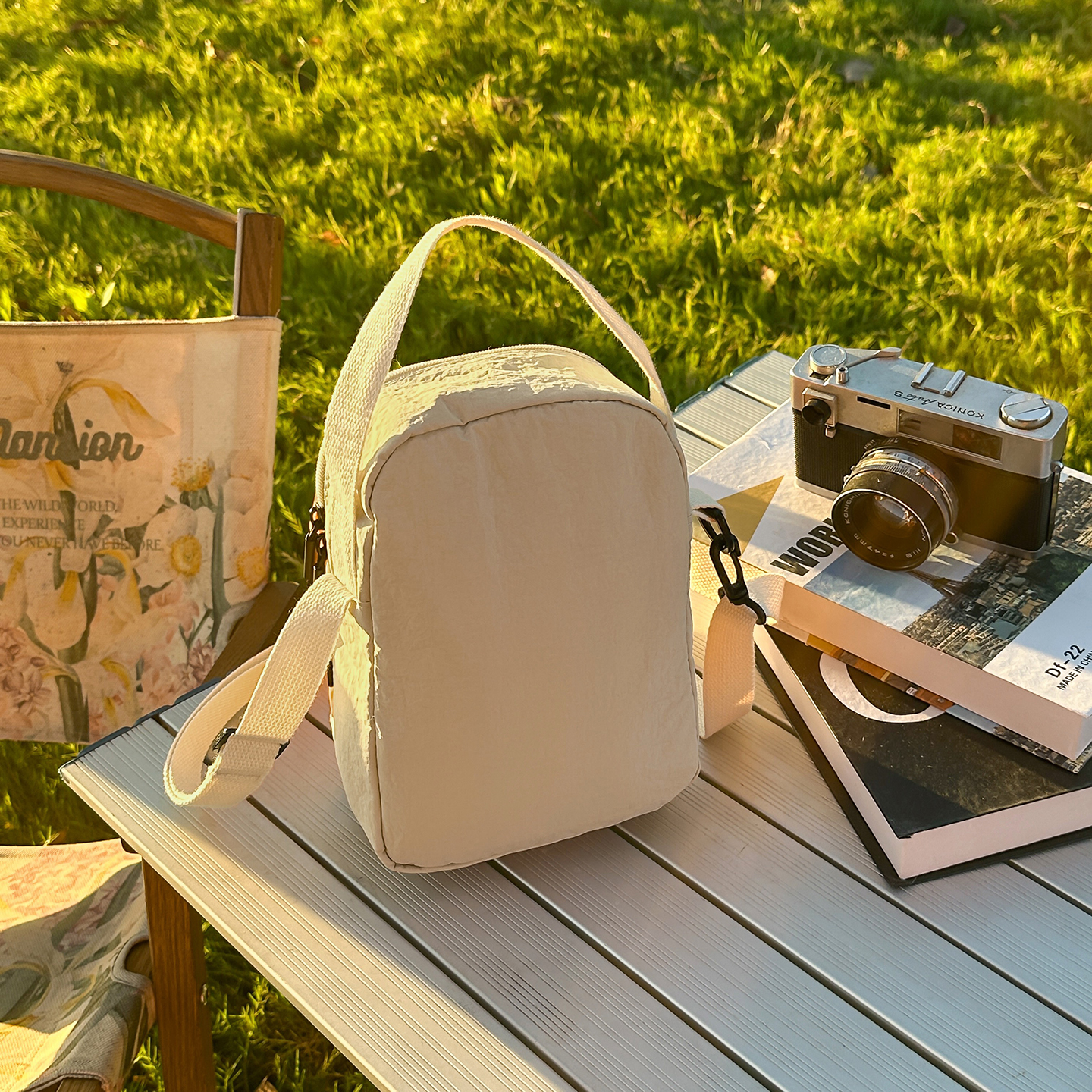 Autumn women's large capacity handbag, fashionable, high-end, simple, exquisite, luxurious party handbag, travel, daily shopping, commuting multi