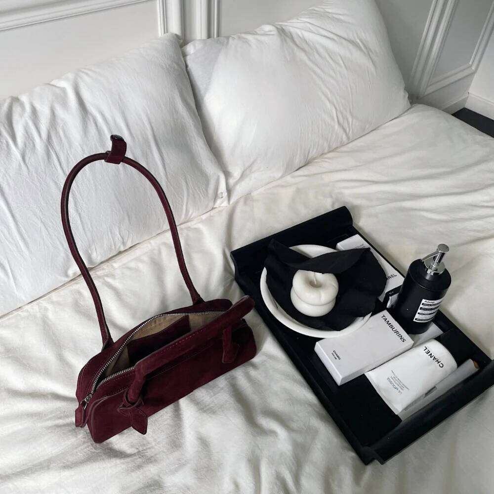 Customized Slender Sausage Shape French Niche Commuting Tote Matting Chamois Long Handle Women Handbag Armpit Shoulder Bag