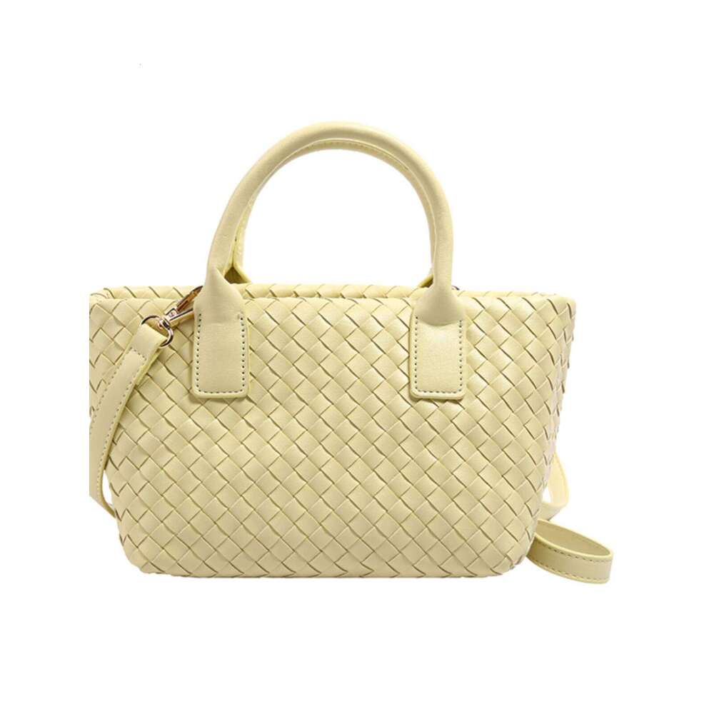 Designer Bag Tote Bag Shoulder Bag Niche Design Woven Summer New Women S Fashion Versatile Crossbody Handheld Bucket Bag
