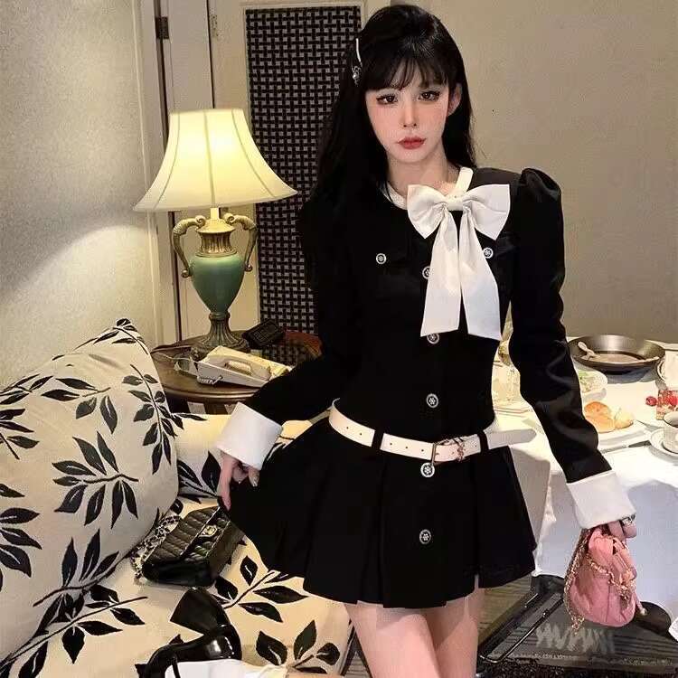 DHEssentials Xiaoxiangfeng Salt Series 2025 Spring and Autumn New High-end Elegant Waist-cinching Bow Short Little Black Dress for Women