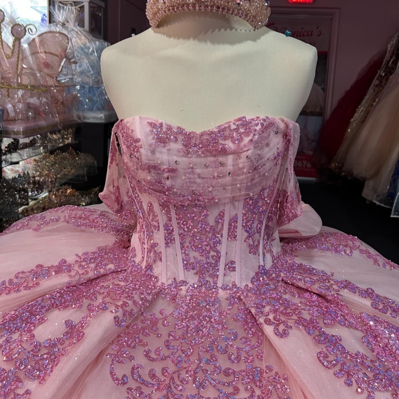 Pink Shiny Ball Gown Quinceanera Dresses Off Shoulder Sequin Applique Lace Beads Bow Tull Party Birthday Sweet 16 Dress Vestidos 15 De Anos