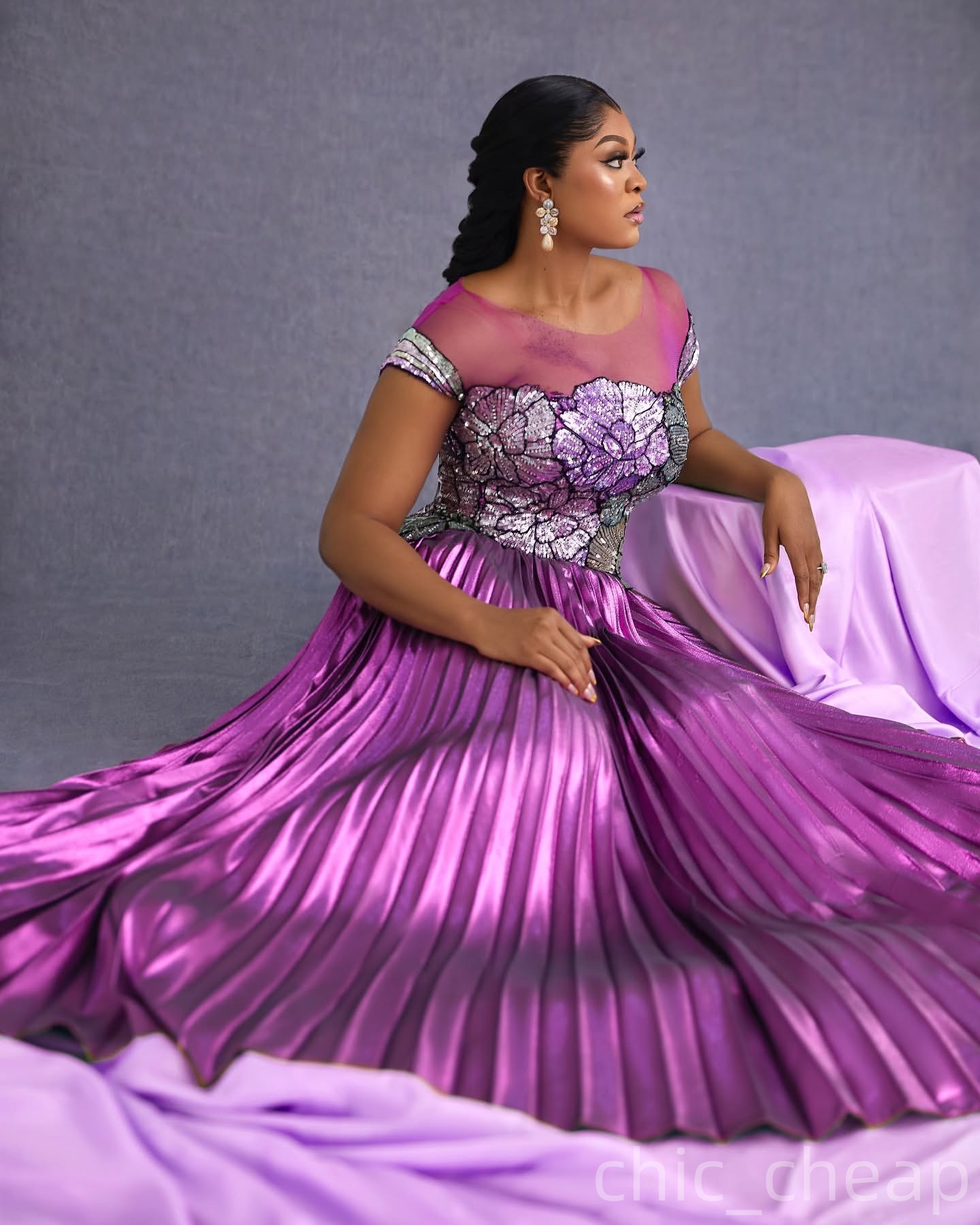 2025 Plus Size Purple A-line Mother Of Bride Dresses Sequined Sheer Neck Satin Evening Party Mamas Dress Vintage 50s Birthday Wedding Guest Groom Moth