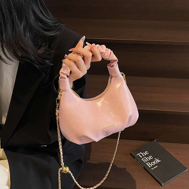 2025 New Designer Bag Fashion Chain Shoulder Crossbody Bags for Women Pleated Handbag Dumpling Bag Solid Color