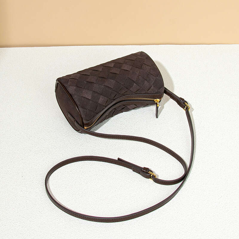 Autumn Winter New Ins Lazy Casual Versatile Korean Style Niche Suede Design Handheld Pillow Woven shoulder Bag