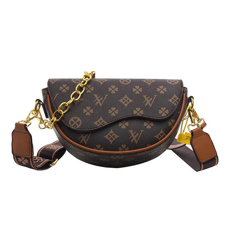 Light luxury high-end saddle bag for women 2025 new style, trendy and versatile, semi-round casual crossbody bag brown coffee