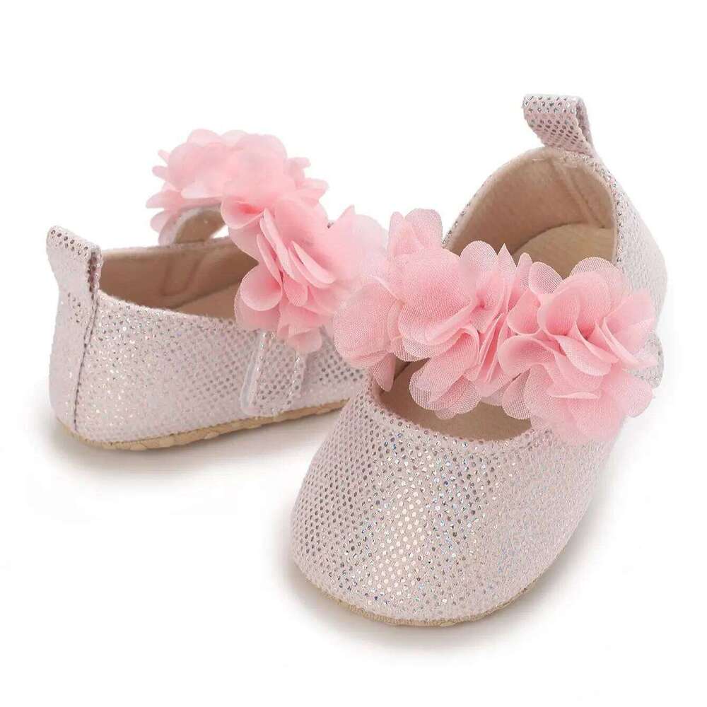 "Spring/Autumn Baby Walkers 0-18M - Floral Princess Shoes | Breathable Moc Design"