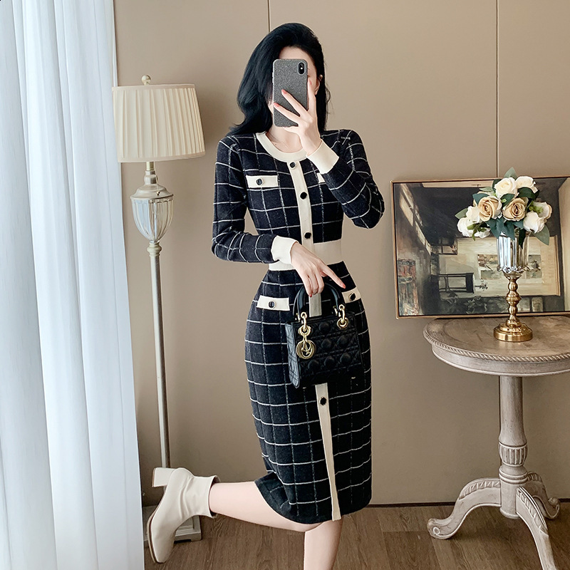Socialite Elegant Knitted Dress for Women Autumn New Highend Fashion Vneck Slim Sweater Dress