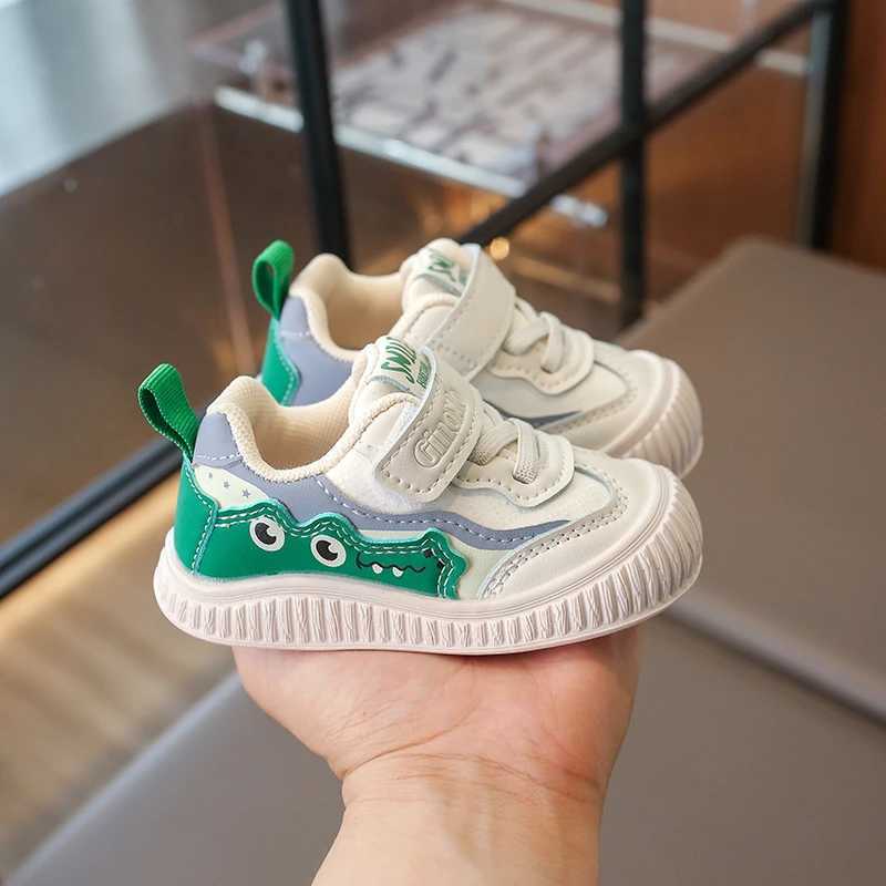 Childrens Baby Walking Shoes 06 Years Old Pink Soft Lightweight Boys Girls Single Shoes Four Seasons Green Cute Kids Sneakers Y250912