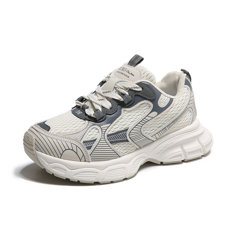 hot Free shipping designer Running Shoes for woman sport outdoor vintage Breathable Athleisure trainer black white Casual Shoes