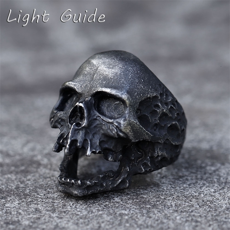 Mens 316L stainlesssteel rings Large fierce Skull Vintage ring for teens gothic punk Biker Jewelry Gift 250911CJ
