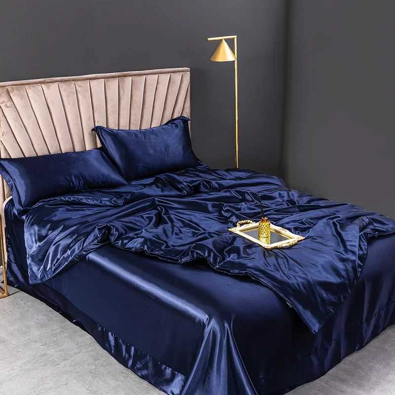 100 Pure Silk Bedding Sets High End Quilt Bed Cover Set Duvet Cover Bedsheet Pillowcases 4pcs Natural Luxury Bedcloth Sets C250912