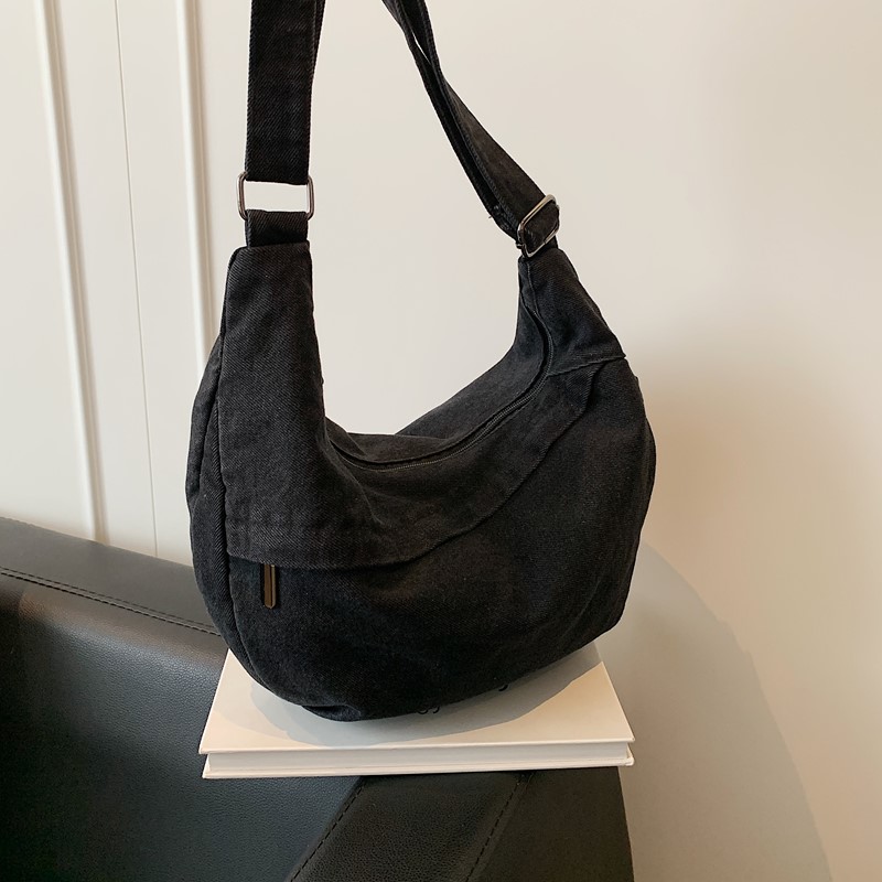 2025 Autumn Women's Large Capacity Handbag Fashion Simple Exquisite Luxury Party Handbag Travel Daily Shopping Commuting Multi functional Shoulde