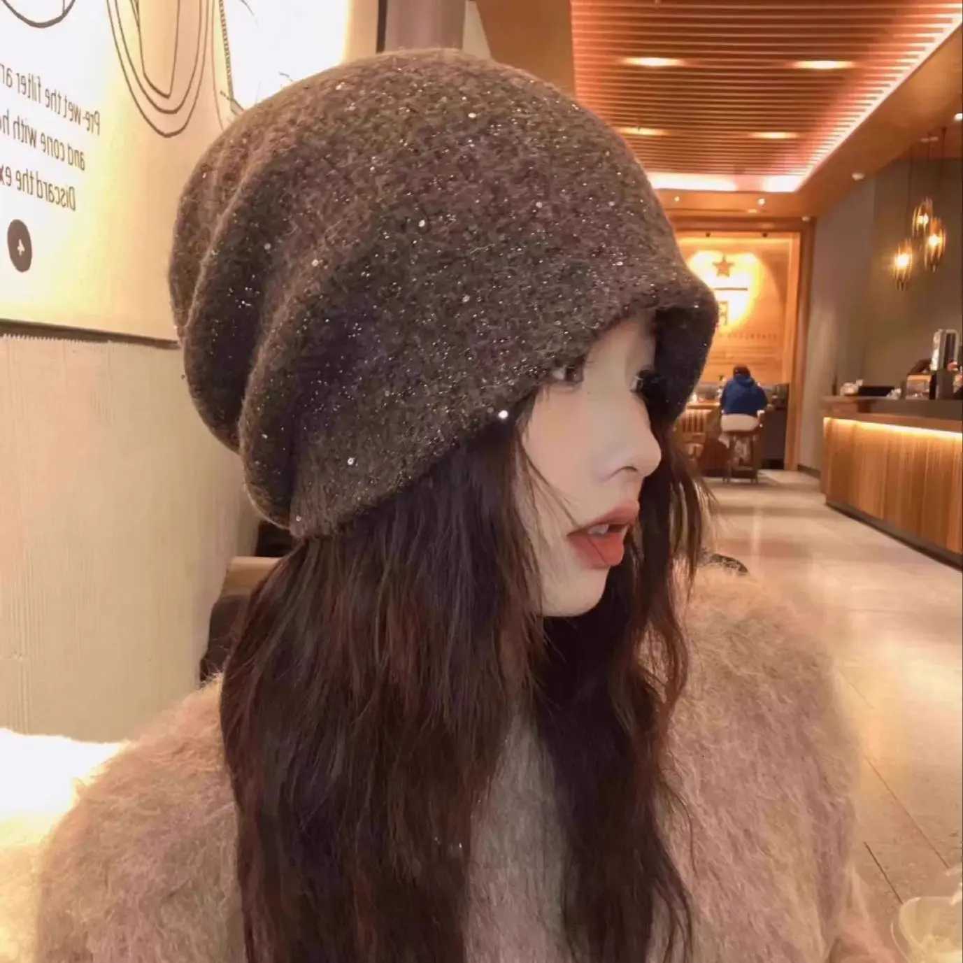 Autumn Winter Lazy Wind Sequins Thicke Pi Hat Windproof Warm Hooded Hat Casual Versati Show Face Small Cold Hat G250910