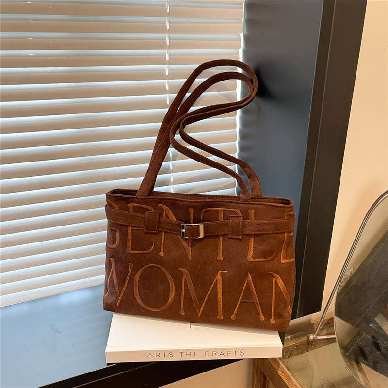 Gentlewoman Thailand Super Popular Ballet Style Underarm 2025 Summer New Versatile Textured Single Shoulder Tote Bag