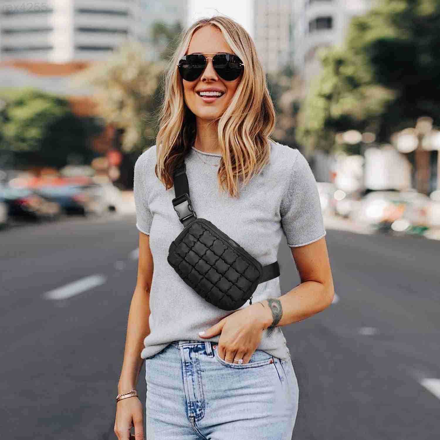 Trending Gifts for Women Puffer Crossbody Bags for Women Belt Bag Fanny Pack with Adjustable Straps Lightweight Quilted Puffy Bag Woman Gifts BlackW25