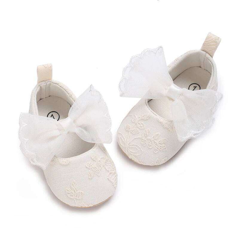 Cute Lace Baby Princess Shoes for Spring And Autumn 0-18M Infant Girls Rubber Sole Bow Detail Anti-Slip Footwear