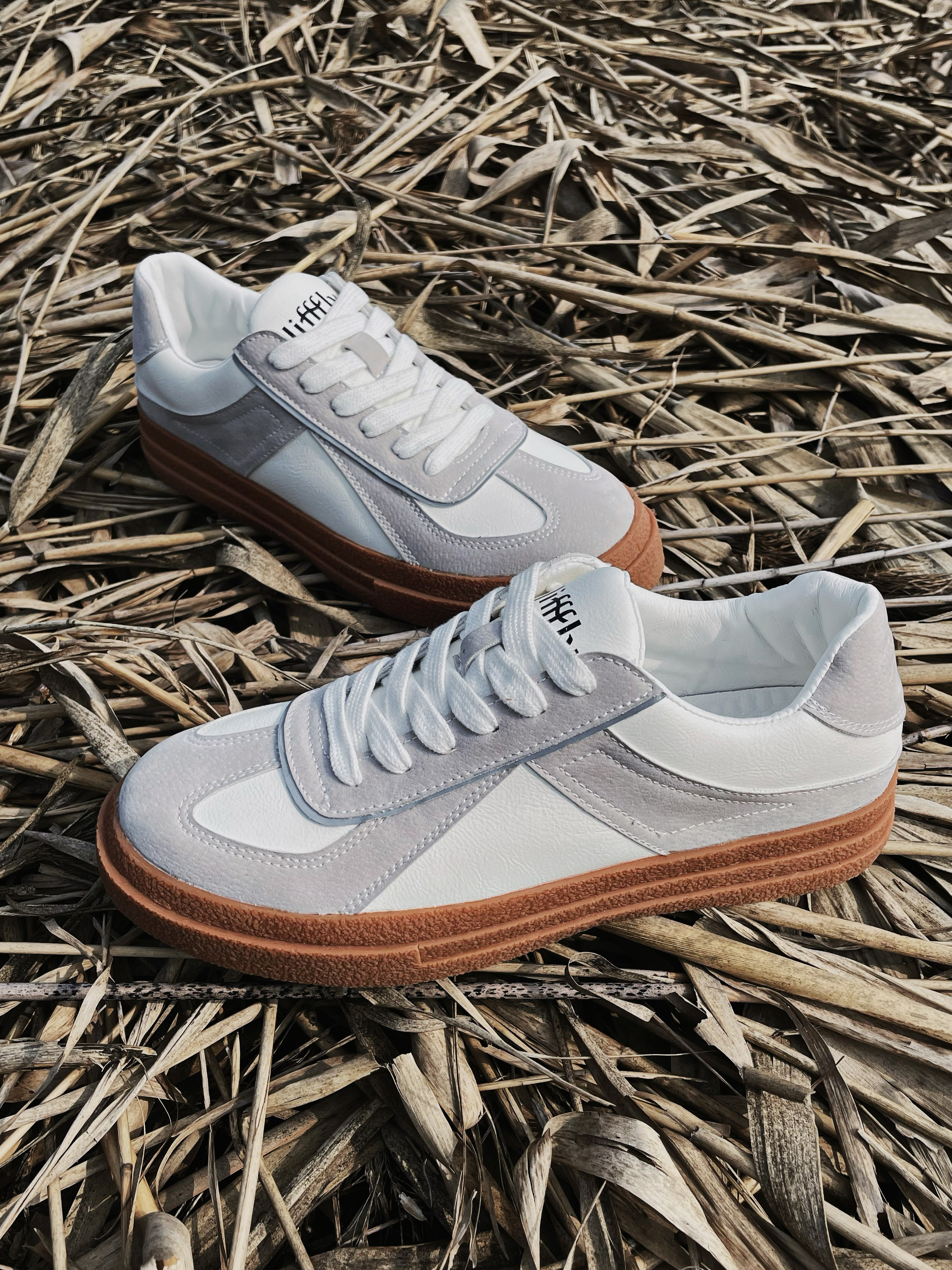 Jifffly Versatile Casual German Training Rubber Sole Men's Trendy Brand Height-Increasing White Sneakers Sports Shoes