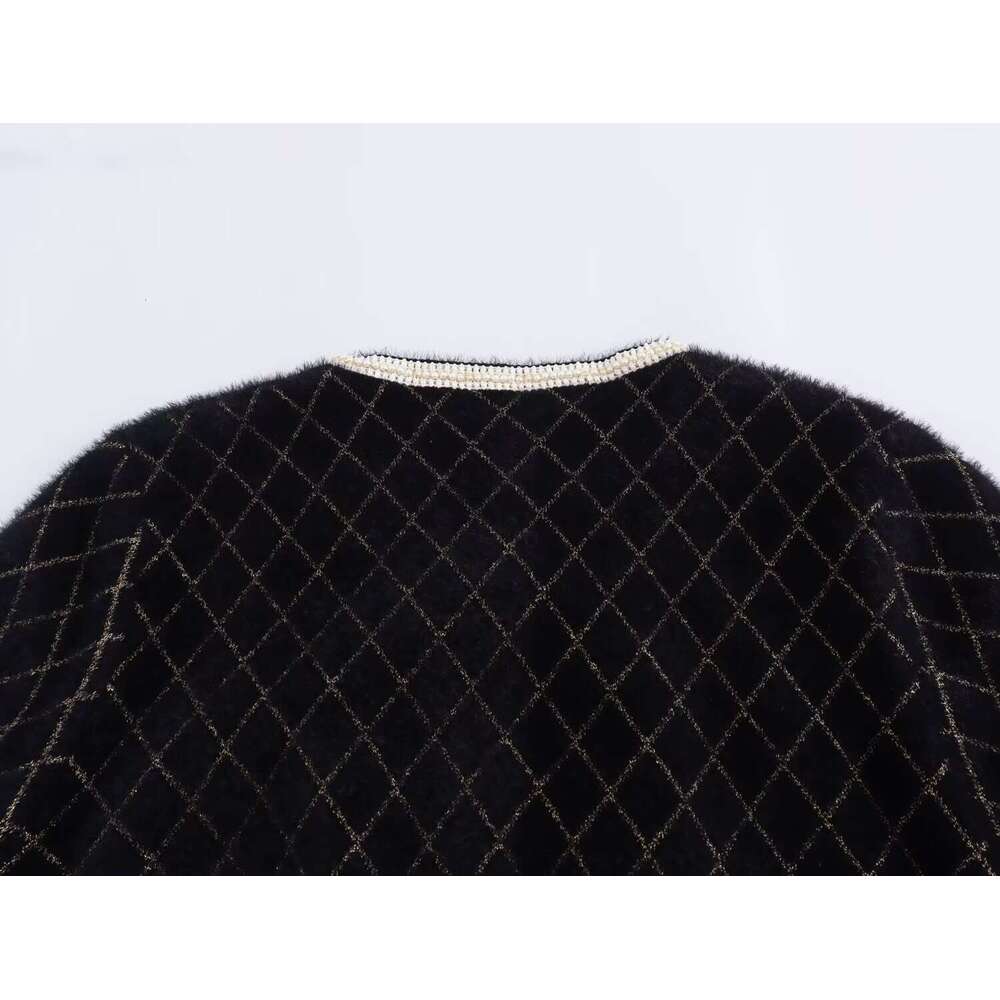 DHEssentials 2025 Autumn New French Style Small Fragrance Diamond Gold Thread Pearl Ribbon V-neck Long Sleeve Knitted Sweater Cardigan