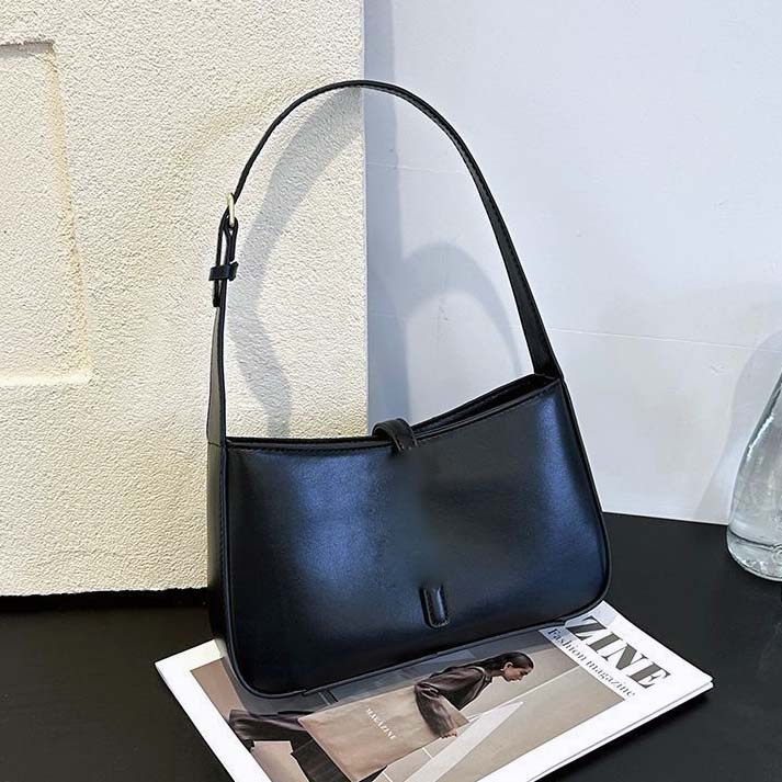 2025 New Designer Shoulder Bag Luxury Top Quality Womens Fashion Bag classical Handbag Half moon bag lassical fashionable crossbody Underarm bag 444