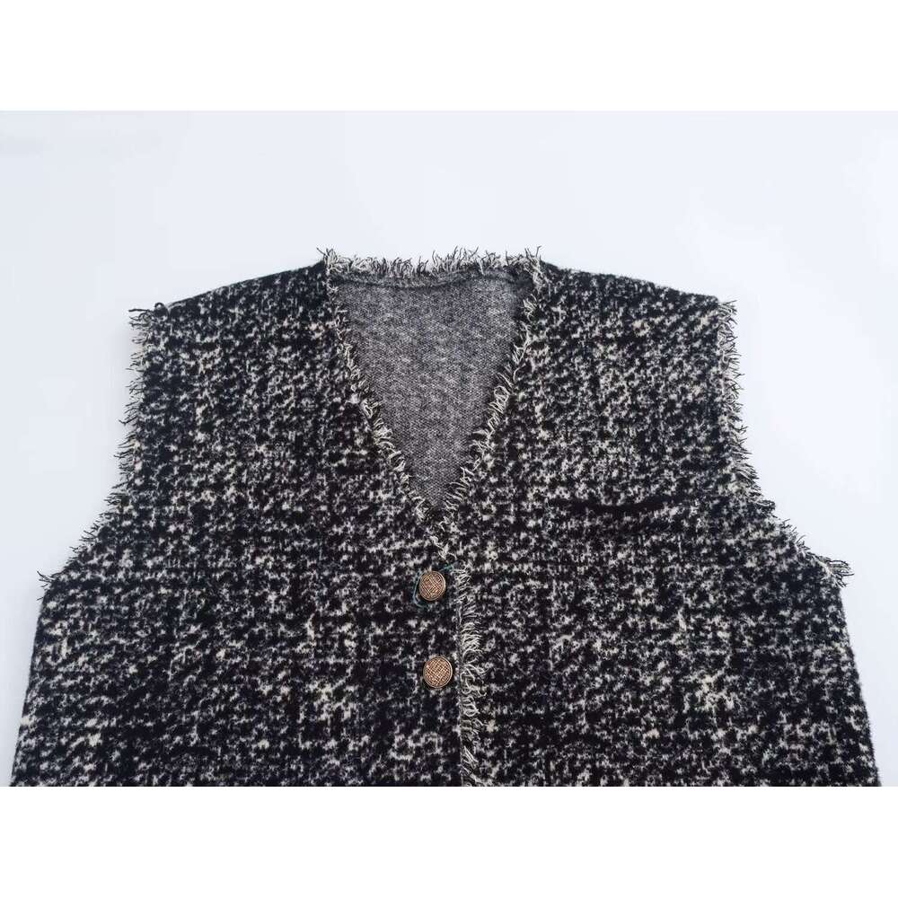 DHEssentials French Style Small Fragrance Tassel Fashionable Chic Dot Fringe Sleeveless Vest Cardigan