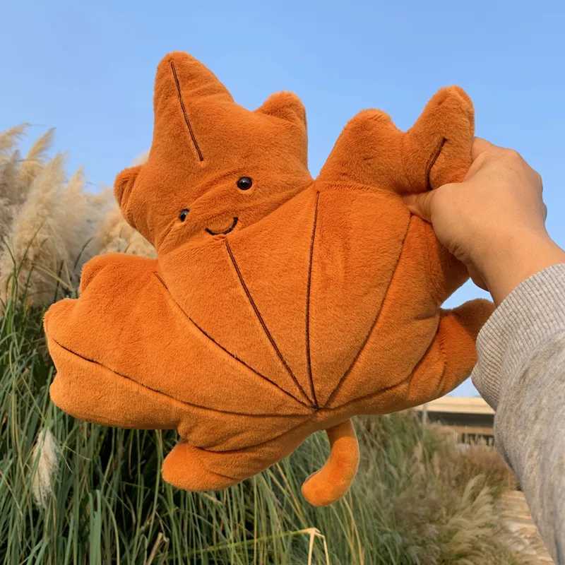 Gingko Leaf Plush Pillow Cushion Realistic Maple Leaf Green Leaf Sofa Decor Stuffed Car Cushion for Home Girls Sleep Toy C250912