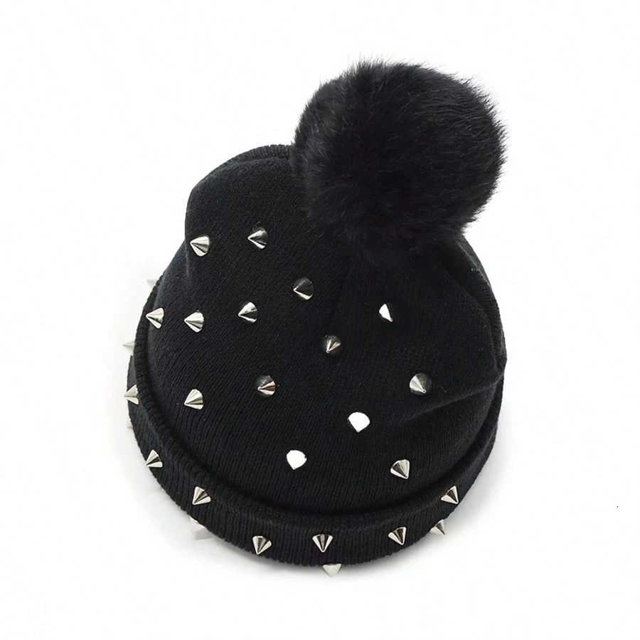 1PC Mens and Wens AutumnWinter Personali Punk Rivet Warm Wool Ball Knitted Hat Soft and Cfortab G250910