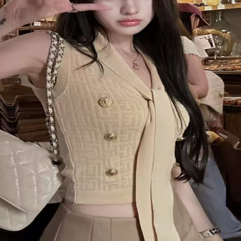 Sexy Sleeveless V Neck Woman Tops Fashion Solid Knitted Sweater Vests Women Elegant Office Lady Slim Fit Clothes with Buttons 250911