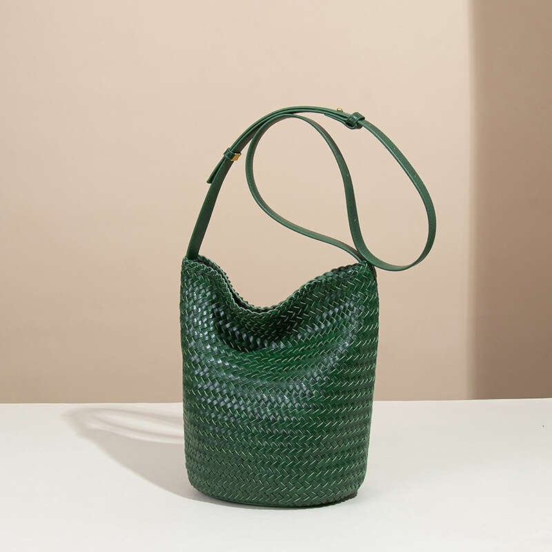 New High-End Handwoven for Women Tote Large Capacity Shoulder Handbag Bucket Crossbody Bag