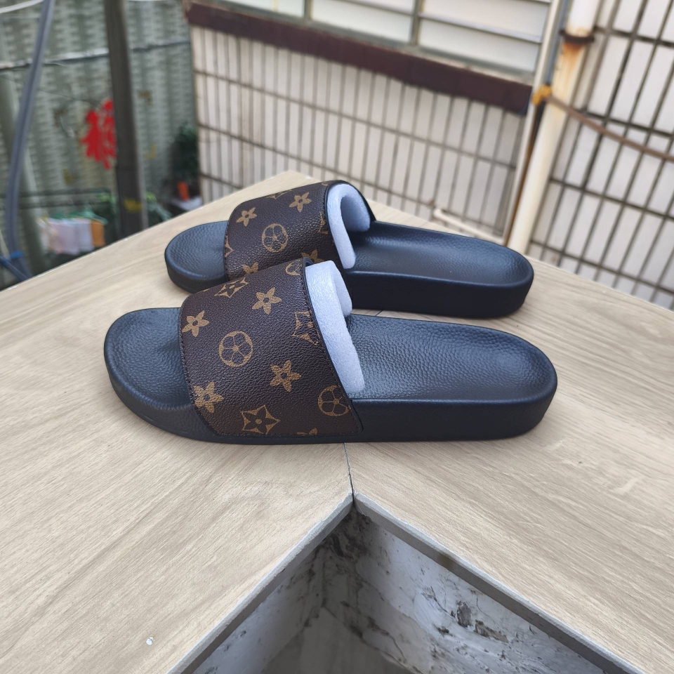 Fashionable shoes,Home High-End Ultra-Soft Lightweight One-Word Slippers, Large Size for Women, Slippers