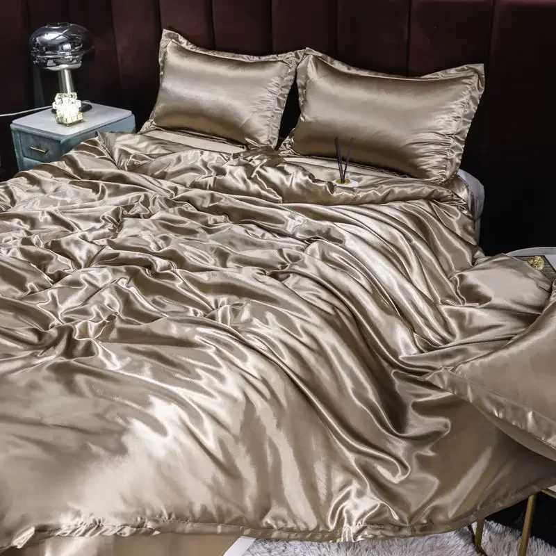 Nordic Satin Silk Bedding Set with Duvet Cover Bed Sheet Pillowcases Luxury Solid Single Double Couple Pillow Case Bedsheet C250912