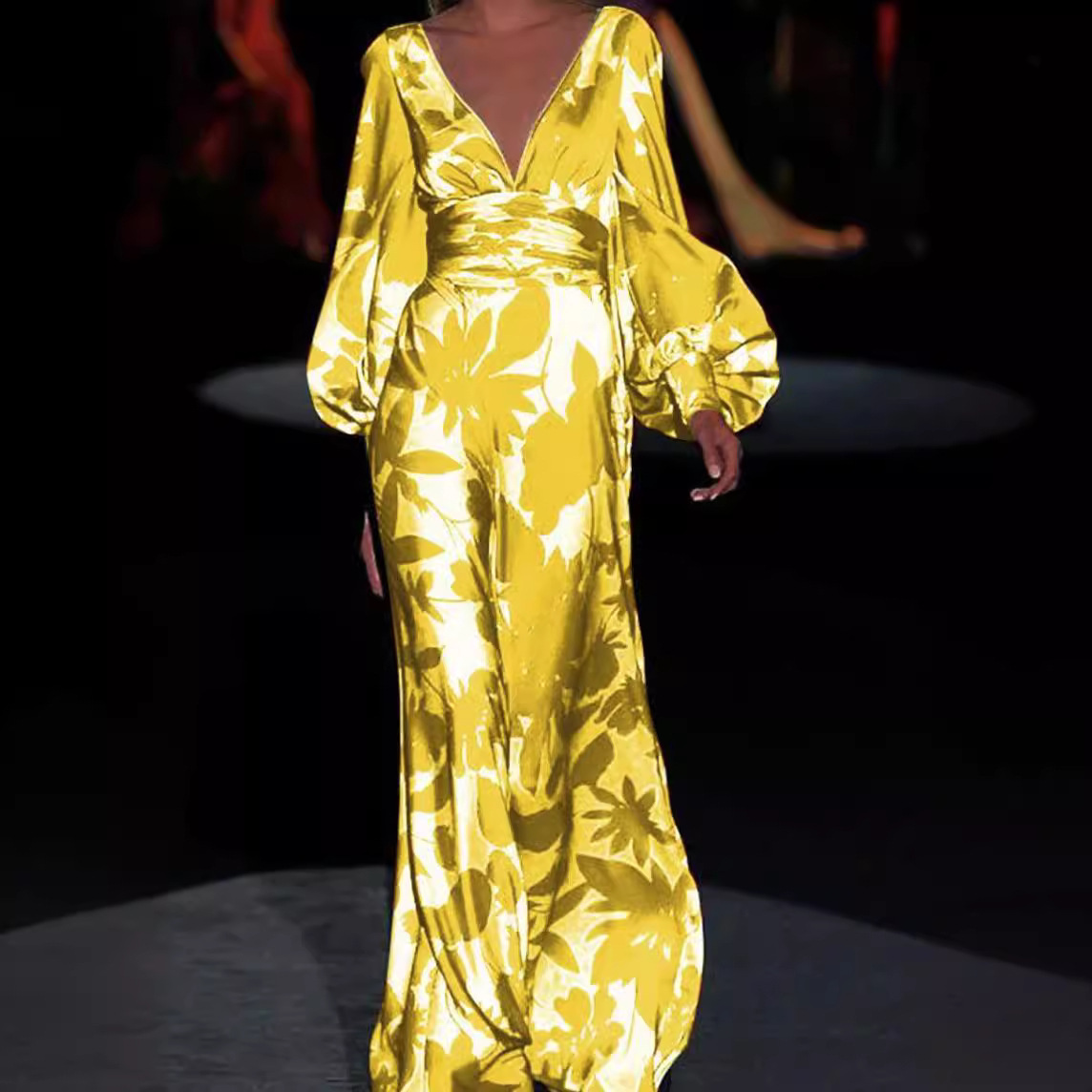 K95New European and American fashion casual printed V-neck dress