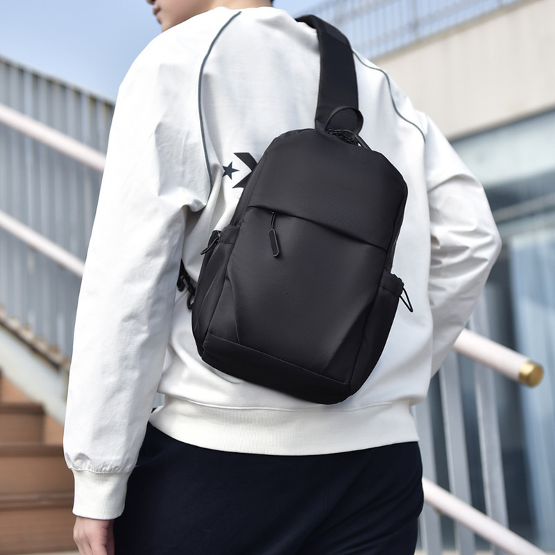 Large Capacity Casual Men Luxury Bag Chest Bag Free Shipping Trendy Fashion Korean Version Ins Simple Shoulder Bag Outdoor Sports Cycling Designer Bag