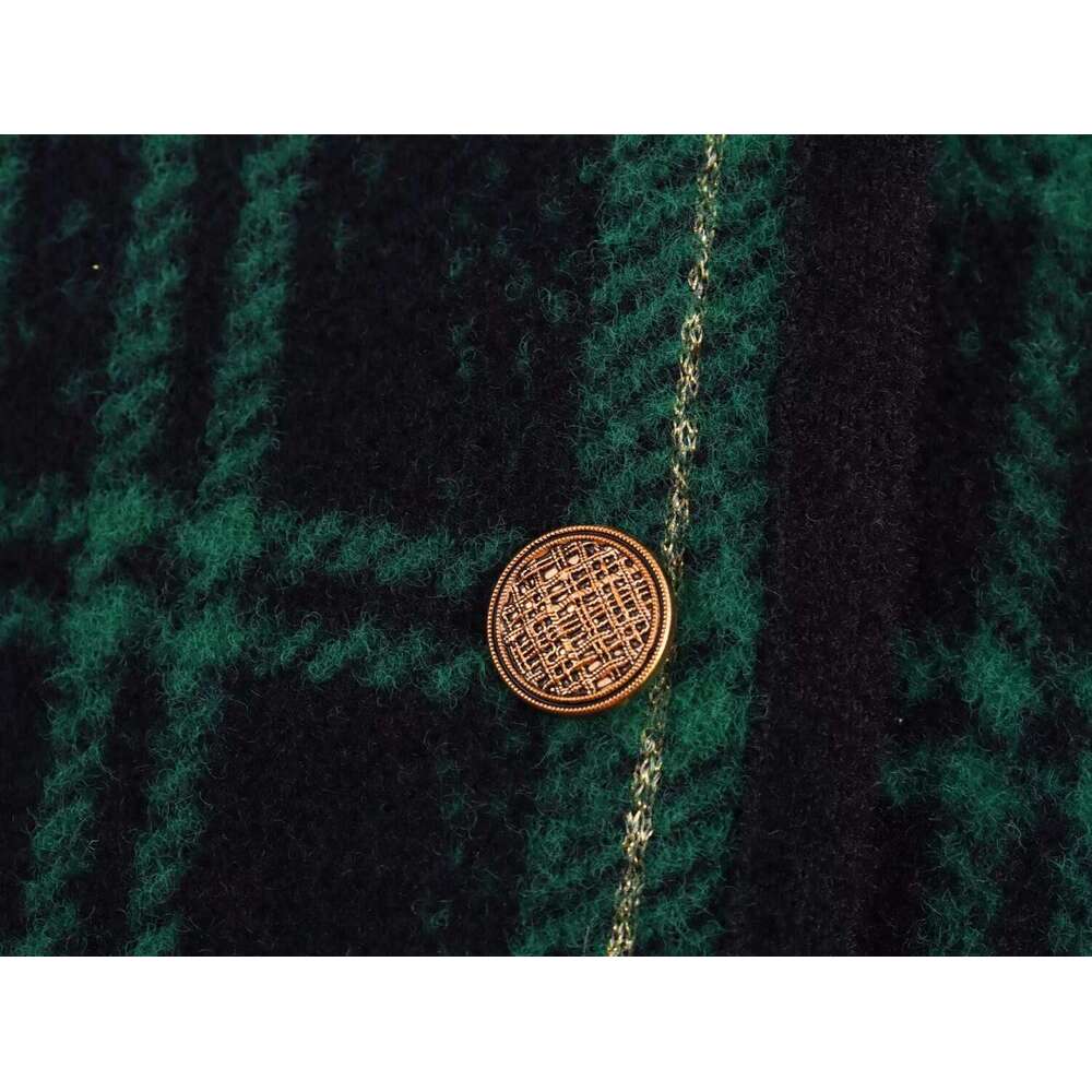 DHEssentials 2025 Autumn New French Style Small Chanel Double-Breasted Round Neck Knitted Sweater Short Coat