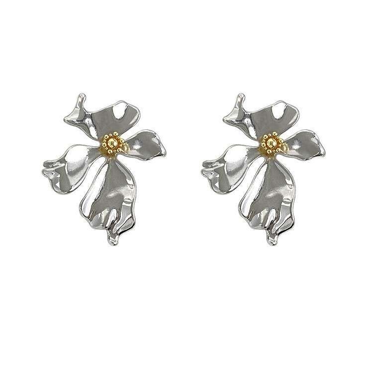 Mirror Flower Sier Needle Design Metal Petal High-end Fashionable Elegant Earrings