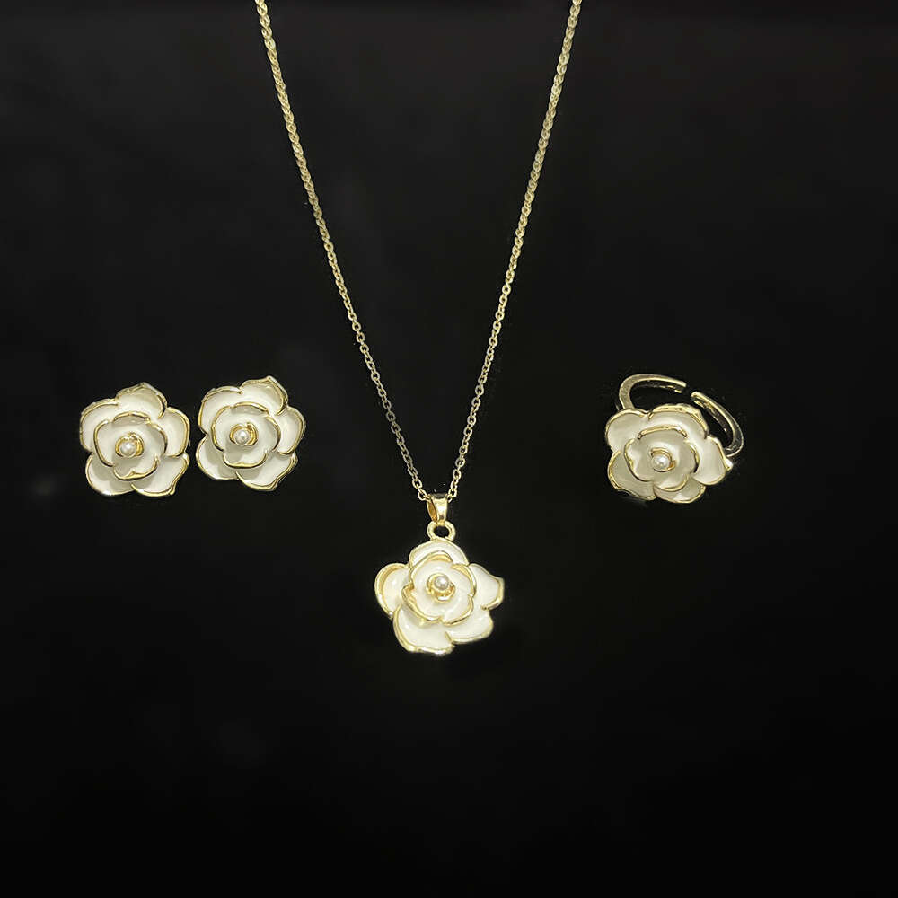 Pearl New Floral Style Three-Piece Set Ring Pendant Fresh and Elegant Women's Jewelry