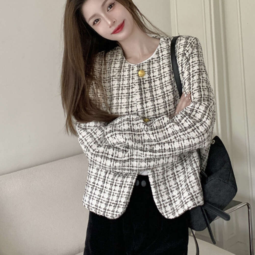 DHEssentials 2024 New Chanel-Inspired Women's Autumn Plaid Loose Socialite Style High-End Fashion Long Sleeve Jacket