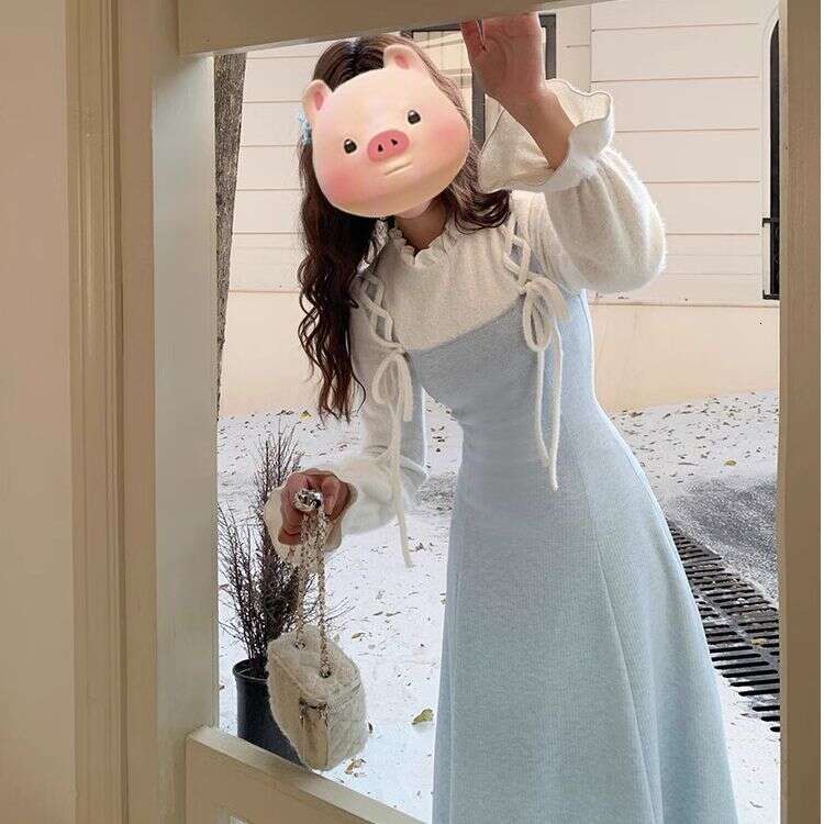 DHEssentials Little Chanel Fake Two-Piece for Women Winter Miu Loose Fit Waist-Cinching Petite Short Dress New Style