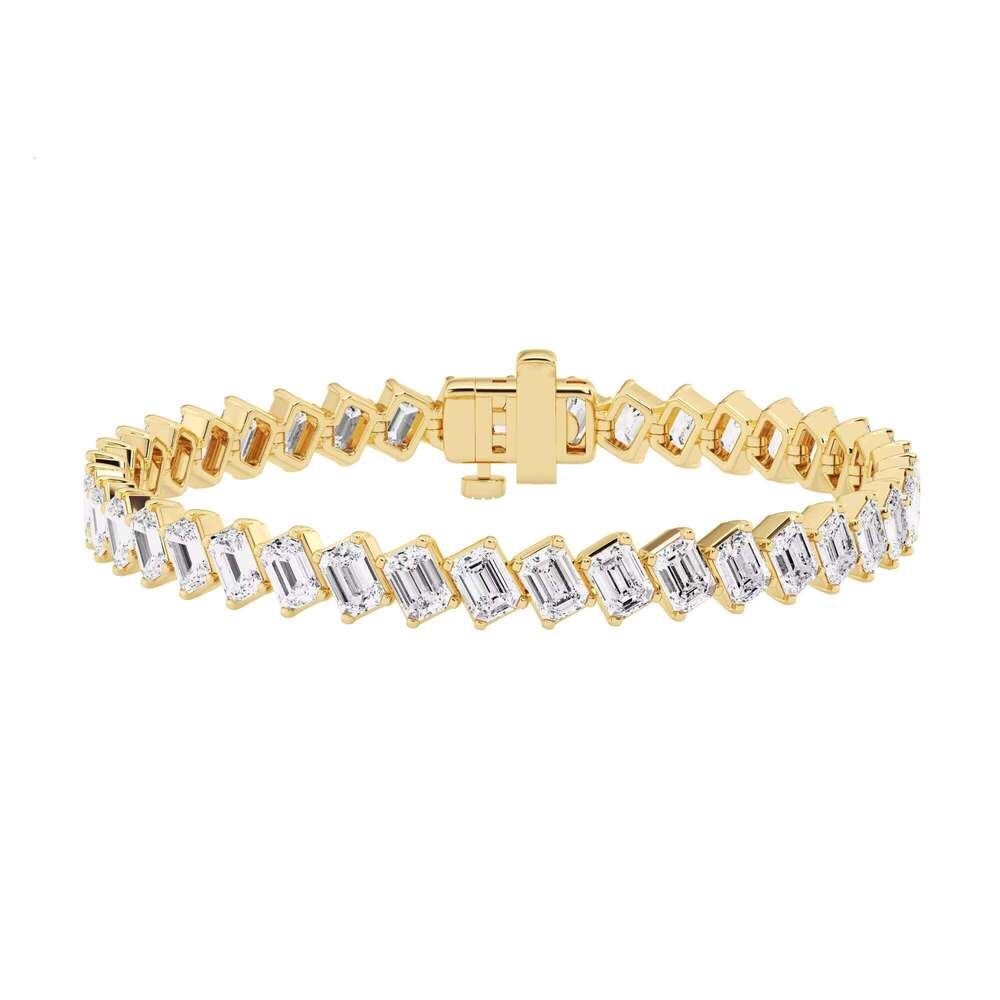 Emerald Cut Moissanite Dia Studded Starling Sier Luxurious Hand Made Classic Bracelet Jewelry for Women