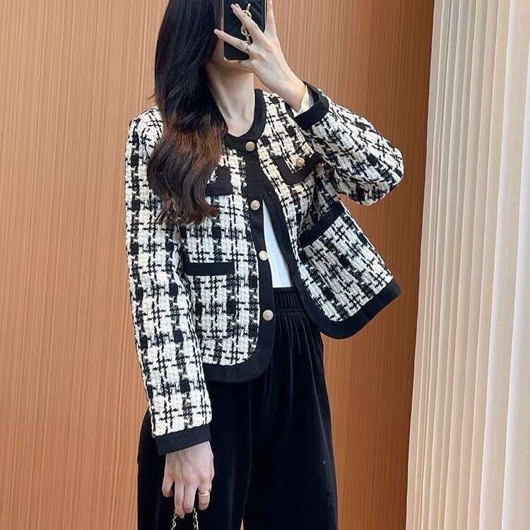 DHEssentials 2024 Autumn Winter New Korean Casual Elegant Socialite Goddess Style Houndstooth Short Jacket for Women