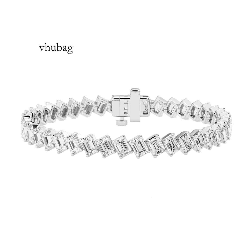 Emerald Cut Moissanite Dia Studded Starling Sier Luxurious Hand Made Classic Bracelet Jewelry for Women