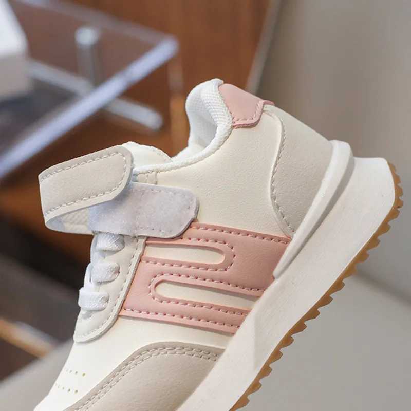White Casual Baby Girls Boys Sport Shoes PU Hook Loop Running Shoes For Children Comfortable Soft Sole Toddler Kids Sneakers Y250912