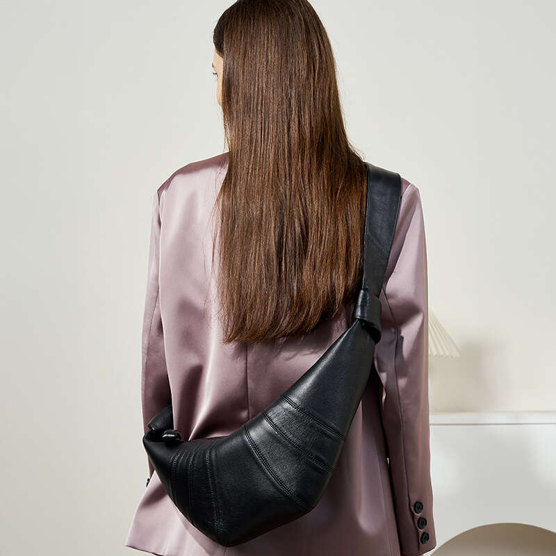 French Niche Top Layer Croissant Lazy Style Genuine Leather Shoulder Crossbody Bag For Women B5