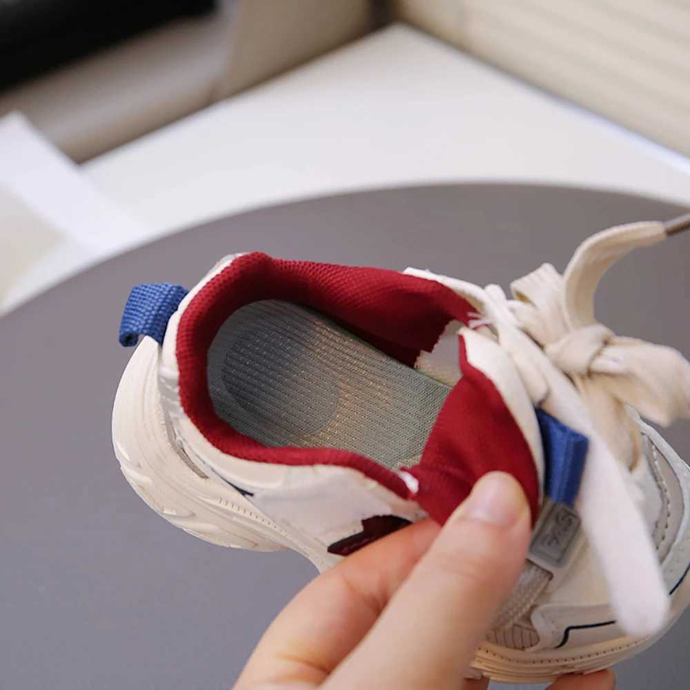 Autumn Sport Shoes For Children Lightweight Breathable Boys Girls Sneakers Ergonomics Kids Sneakers Running Shoes Casual Shoe Y250912