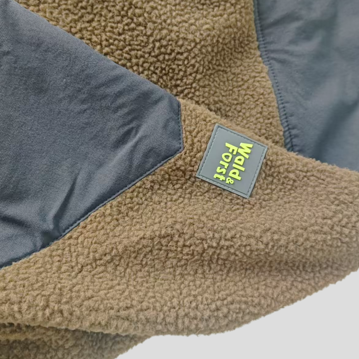 Custom-Made High-Quality Men's Knit Multi-Functional Thermal Jacket