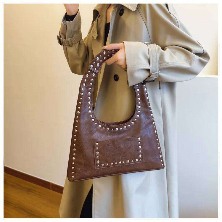 Vintage Rivet Women Shoulder Bags Punk Style Lady Handbags Pu Leather Underarm Bag Small Tote Female Purses 2025