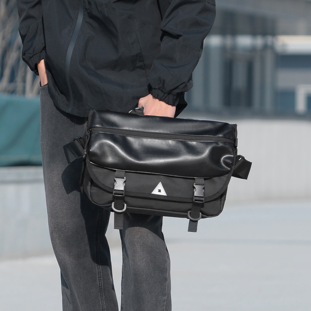 New Crossbody Bag Sling Bag Functional Trendy Luxury Bag Free Shipping Brand Workwear Single Shoulder Casual Designer Bag Large Capacity Messenger Tre