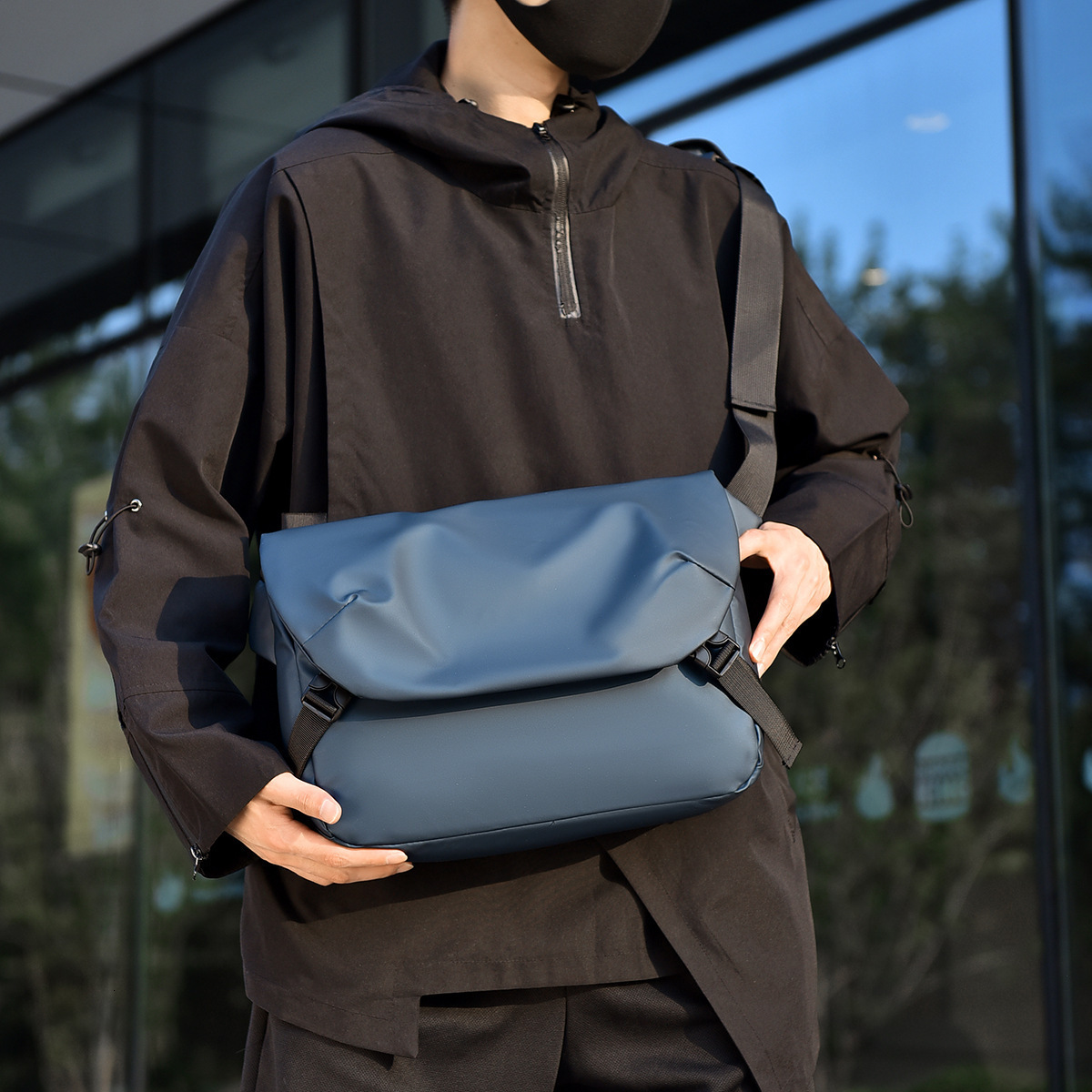 New Messenger Designer Bag Bag Trendy Men S Bag Shoulder Bag Large Capacity Waterproof Functional Free Shipping Crossbody Bag Multifunctional Luxury B