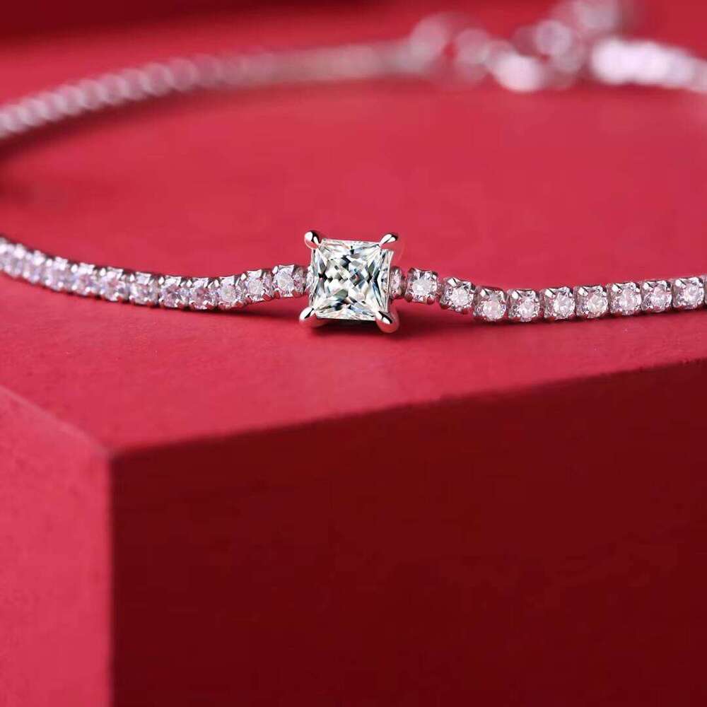 Wholesale 0.9Ct 4Mm Moissanite Italian Charm Bracelet Sier Platinum Plating Gold Main Material for Gift