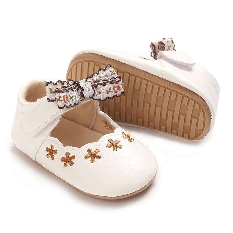 0-18 Months Spring and Autumn Girls Fashion Princess Soft Rubber Soled First Toddler Shoes Casual Walking
