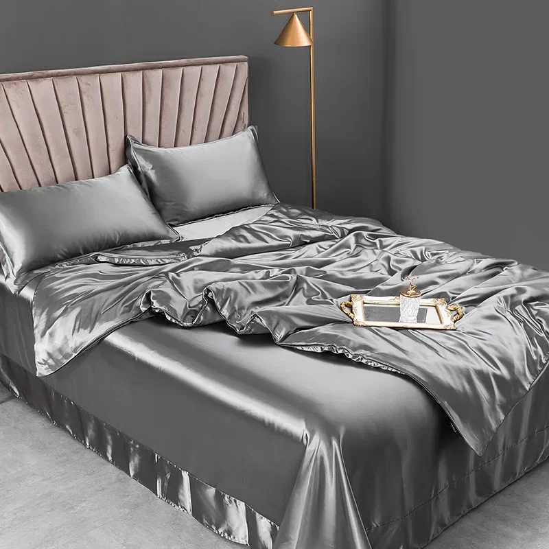 100 Pure Silk Bedding Sets High End Quilt Bed Cover Set Duvet Cover Bedsheet Pillowcases 4pcs Natural Luxury Bedcloth Sets C250912